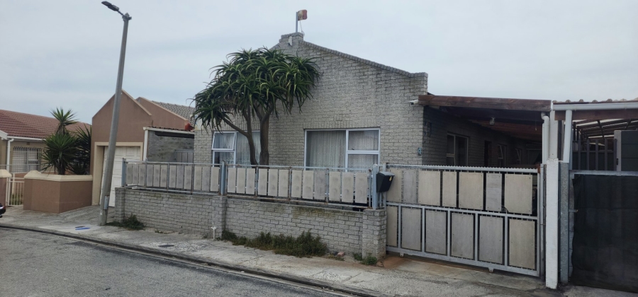 To Let 3 Bedroom Property for Rent in Bay View Western Cape